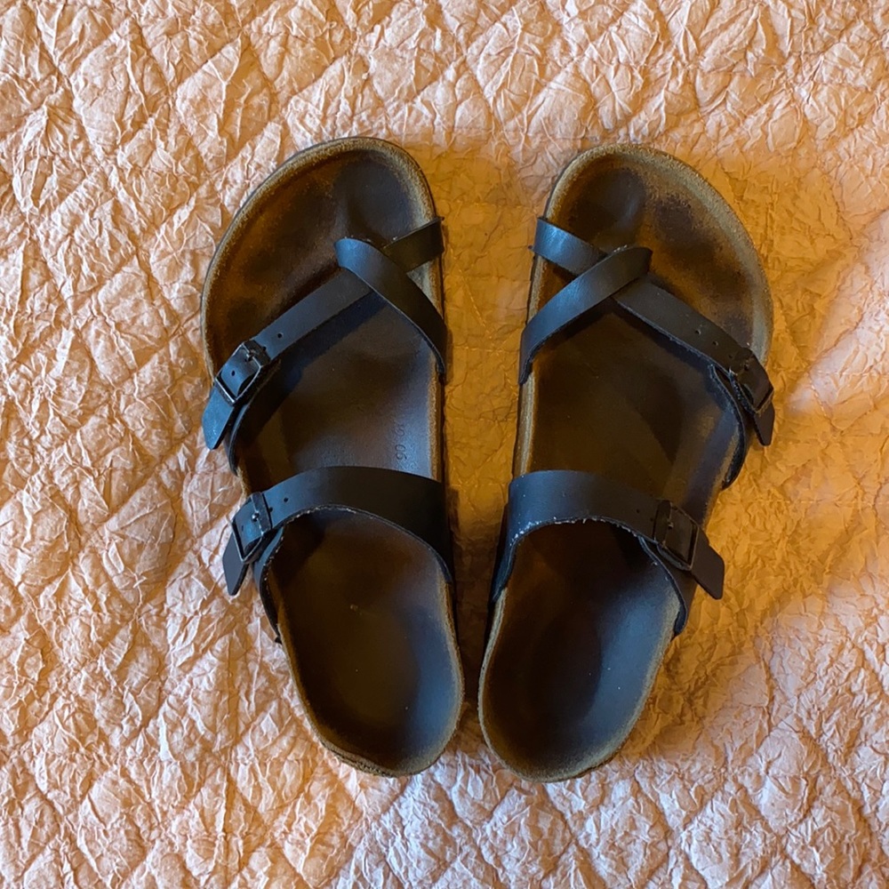 Black toe strap Birkenstock